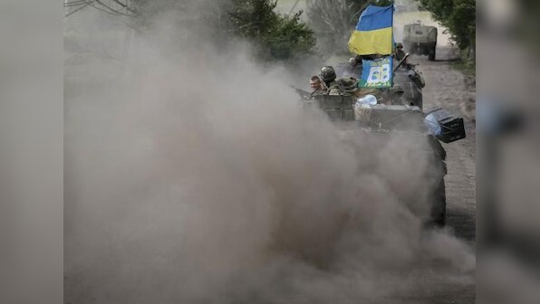 Ukraine jets pound rebels after deadly missile attack