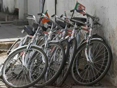 Mumbai gets new 'Sunday-cycle track' for weekly morning rides from NCPA to Worli Sea-link Mumbai gets new 'Sunday-cycle track' for weekly morning rides from NCPA to Worli Sea-link