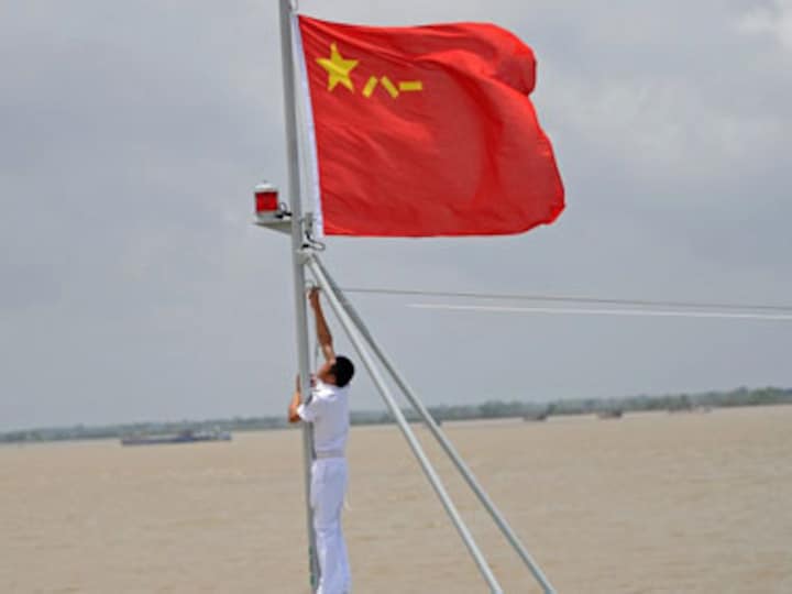 Vietnam sends envoy to China in a bid to ease tensions