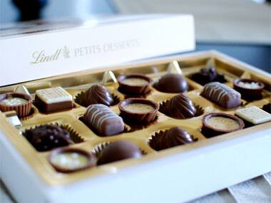 Swiss Chocolate maker Lindt close to buying American confectioner Russell Stover