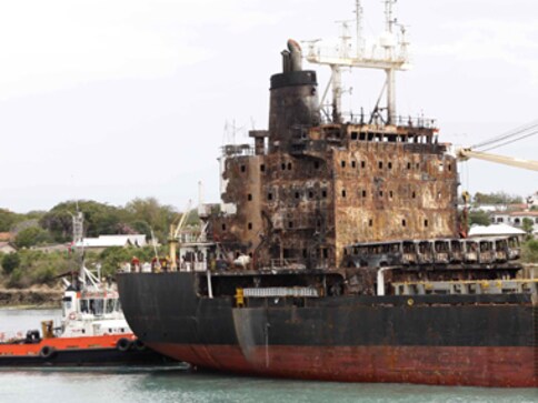 Pirates attack Malaysia tanker in South China Sea, steal cargo Pirates attack Malaysia tanker in South China Sea, steal cargo