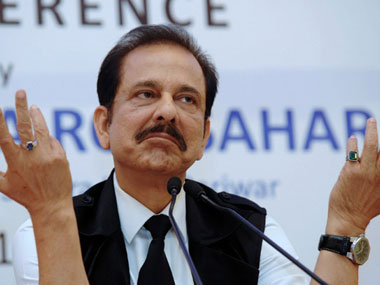 Supreme Court extends parole of Sahara Chief Subrata Roy till October 24 Supreme Court extends parole of Sahara Chief Subrata Roy till October 24