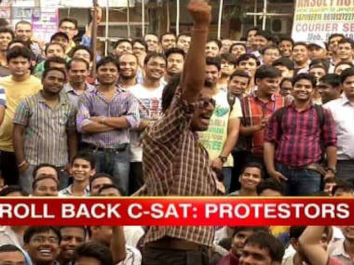 Delhi: UPSC protestors turn violent, torch buses and police booth 