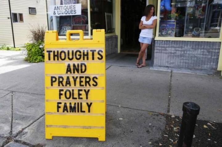 Foley family celebrates his life, prays for hostages