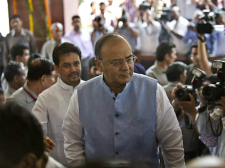 Jaitley questions Mamata's Singapore visit over FDI