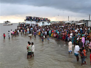 Bangladesh: Strong currents hamper rescue effort in ferry accident Bangladesh: Strong currents hamper rescue effort in ferry accident