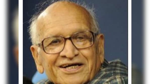 Sonia, Rahul Gandhi condole the demise of historian Bipan Chandra