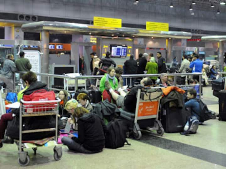 Aus police leave behind suitcase containing explosives in Sydney airport