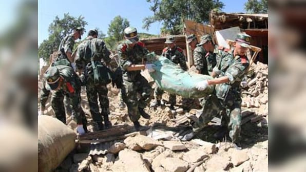 China quake toll jumps to 589, volunteers asked to stay away