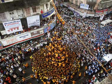 Two Govindas dead, 117 injured in Dahi-Handi related incidents across Mumbai Two Govindas dead, 117 injured in Dahi-Handi related incidents across Mumbai