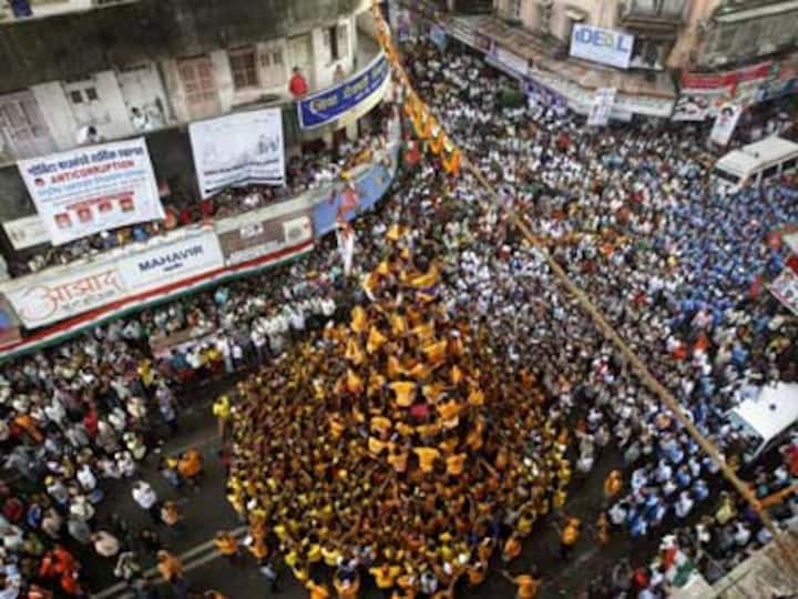 Two Govindas dead, 117 injured in Dahi-Handi related incidents across Mumbai Two Govindas dead, 117 injured in Dahi-Handi related incidents across Mumbai
