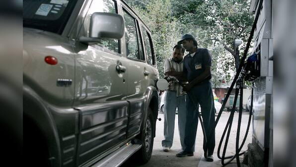 As global oil prices fall, Oil Min to approach Cabinet on deregulating diesel prices