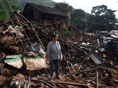 Quake hits South Africa, one killed Quake hits South Africa, one killed