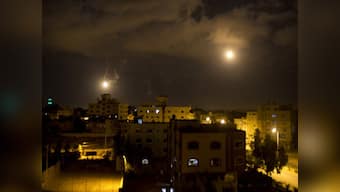 Troops will leave Gaza by 8 am ceasefire, promises Israel