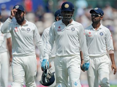 England v India number cruncher: A tale of batting collapses and Dhoni's abysmal away record England v India number cruncher: A tale of batting collapses and Dhoni's abysmal away record