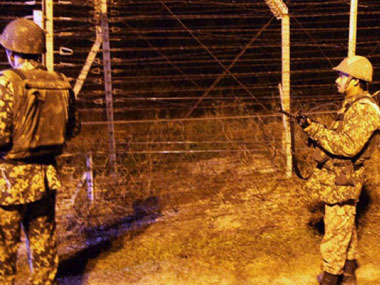 Chinese troops training Pakistan Army along border with India: report Chinese troops training Pakistan Army along border with India: report