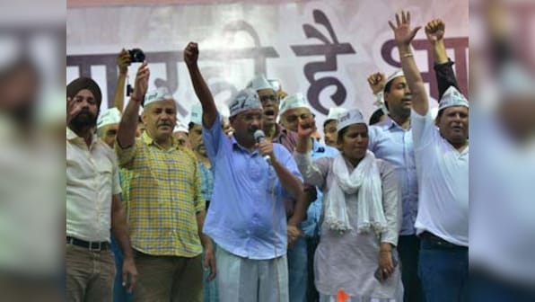 Kejriwal targets BJP over Vijay Goel’s remarks on migrants