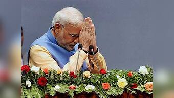 PM Modi offers prayers at historic Pashupatinath temple in Nepal