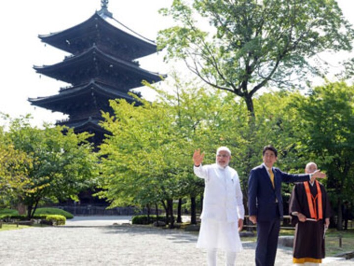 2nd day in Japan: Modi visits ancient Buddhist temples with PM Shinzo Abe