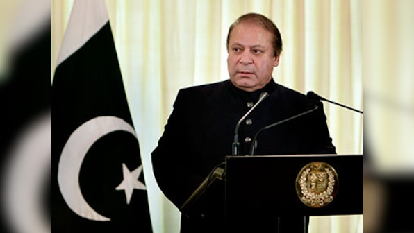 Pakistan crisis: Sharif meets Zardari over lunch to end stalemate