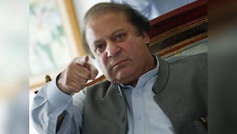 Pak's power struggle to spill into streets as Imran Khan takes on Sharif