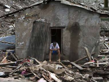 Nepal flood toll hits 101, fears of disease rise 