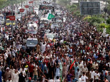 Pakistan: Imran Khan And Supporters Hold Anti-sharif Rally In Islamabad 