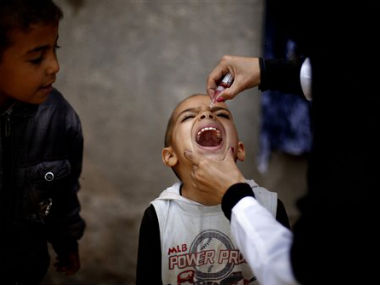 India offers Pakistan 'full cooperation' for polio eradication India offers Pakistan 'full cooperation' for polio eradication
