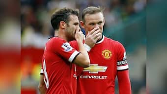  Swansea stun United to ruin Van Gaal's Premier League debut