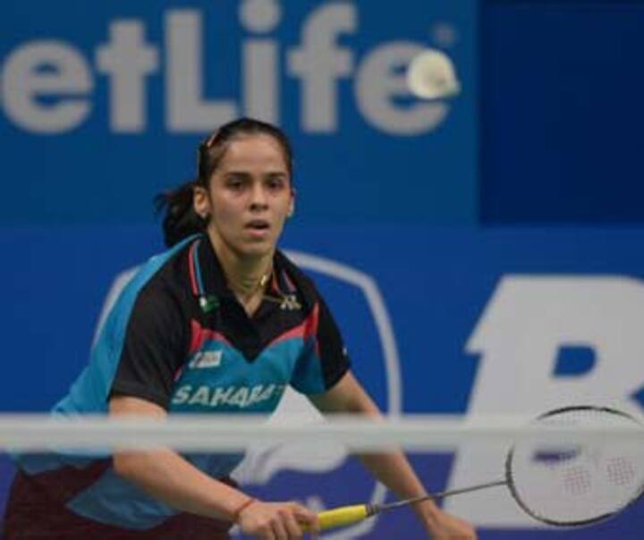 Saina, Sindhu survive scares to enter world championship quarters