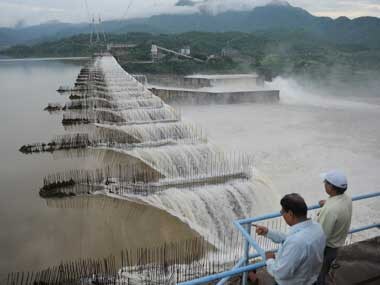 Sardar Sarovar Dam signals 'ruin' of 10,000 hapless farmers, says Greenpeace
