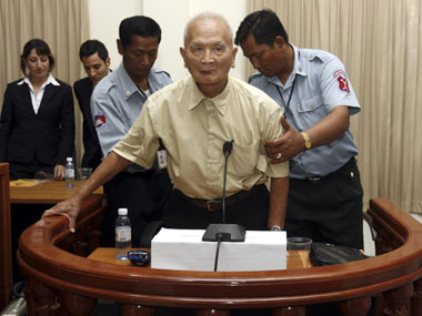 Cambodia: UN-backed court jails Khmer Rouge duo for life Cambodia: UN-backed court jails Khmer Rouge duo for life