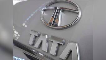 Investors cash out from Tata Motors as rights issue priced at a discount