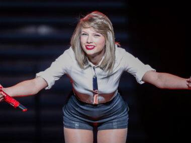 Taylor Swift wins trial in groping case, receives token $1 compensation from DJ