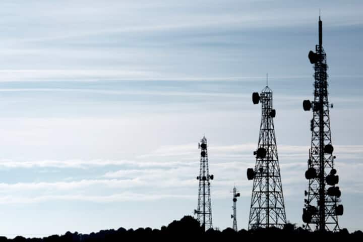 Five year plan: Govt to spend Rs 20,000 cr for mobile connectivity in 55,000 villages