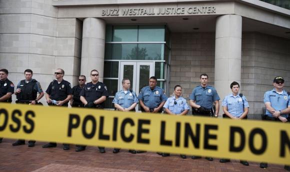 Adversaries seize chance to lecture U.S. on Ferguson unrest Adversaries seize chance to lecture U.S. on Ferguson unrest