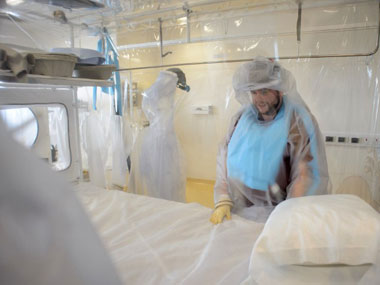 British nurse suffering from Ebola flown back to London British nurse suffering from Ebola flown back to London