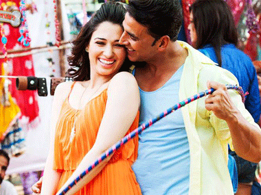 Entertainment review: It is Akshay Kumar's funniest film since Hera Pheri Entertainment review: It is Akshay Kumar's funniest film since Hera Pheri