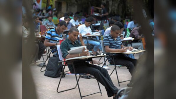 Light clothes without big buttons: AIPMT retest now has a dress code to prevent cheating