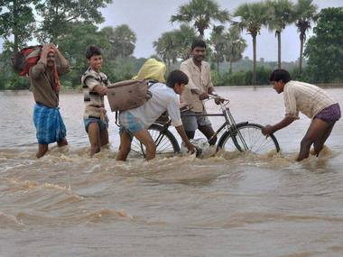 Flood situation in UP grim, death toll at 82 Flood situation in UP grim, death toll at 82