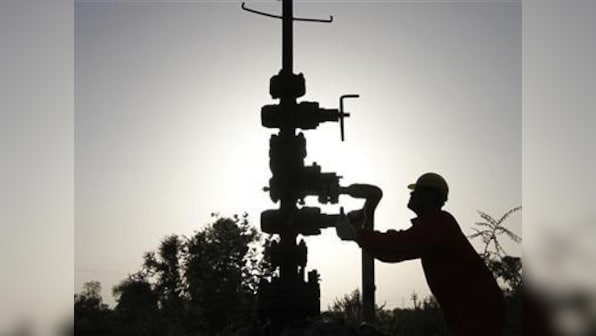 Govt orders GAIL to cut gas from non-priority areas for retail needs