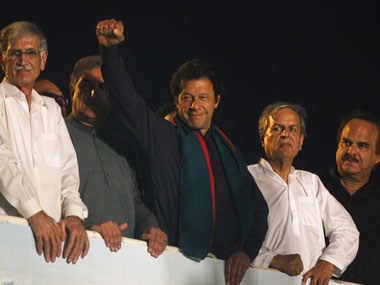 Pakistani daily doubts army's role in political crisis Pakistani daily doubts army's role in political crisis