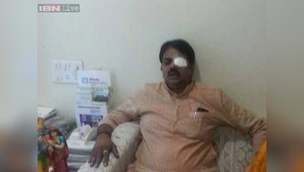 Maharashtra minister suffers eye injury after protesters threw ink at him