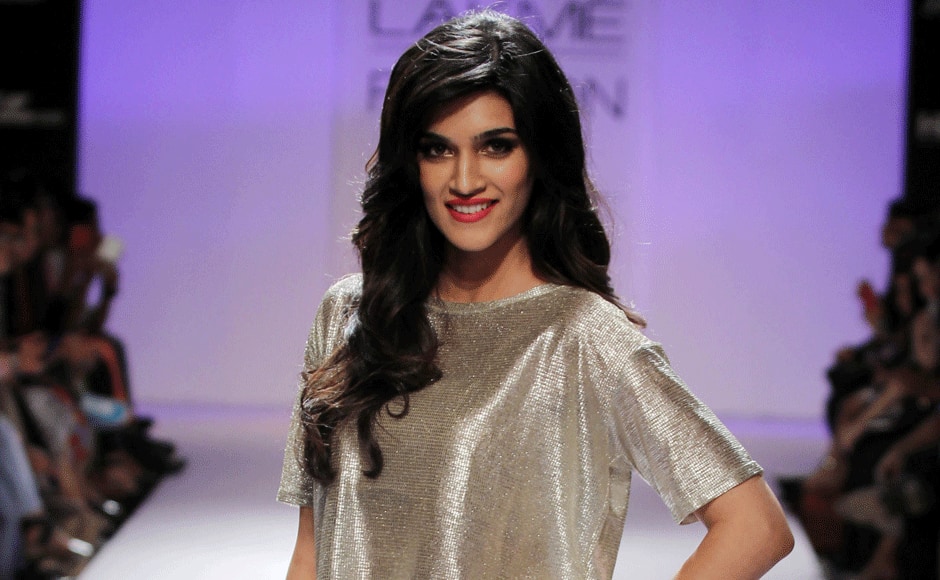 Actress Kriti Sanon of 'Heropanti' fame glided down the ramp in a silver metallic mini skirt with a matching top. 