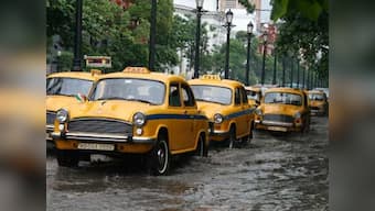 Kolkata: Govt threatens stern action against agitating taxi drivers