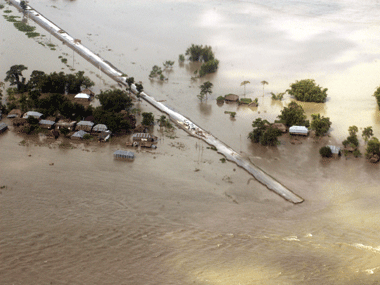 No danger of Kosi flooding, 70,000 people still evacuated for safety No danger of Kosi flooding, 70,000 people still evacuated for safety