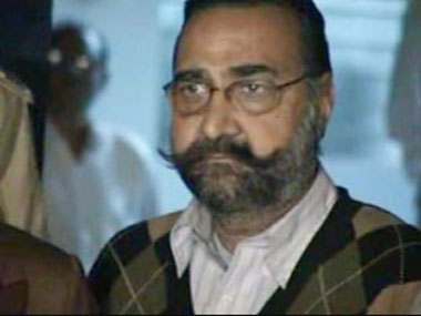 Nithari: CBI court finds Maninder Singh Pandher and Surender Koli guilty of rape, murder of 20-year-old woman Nithari: CBI court finds Maninder Singh Pandher and Surender Koli guilty of rape, murder of 20-year-old woman