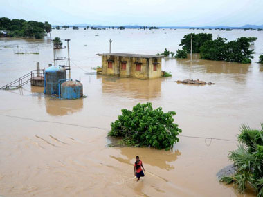 Odisha floods: Death toll goes up to 45, 4.8 lakh marooned Odisha floods: Death toll goes up to 45, 4.8 lakh marooned