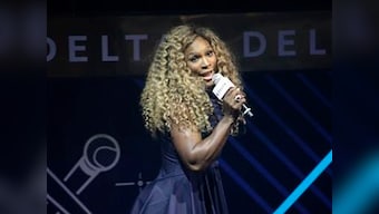 Meet Serena Williams the karaoke star