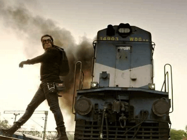 Advise for Salman fans: Bhai didn't perform 'Kick' train stunt, neither should you Advise for Salman fans: Bhai didn't perform 'Kick' train stunt, neither should you